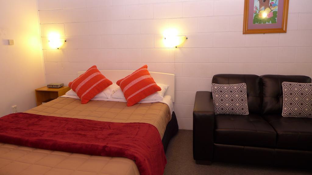 Midway Motel โรโตรัว ภายนอก รูปภาพ