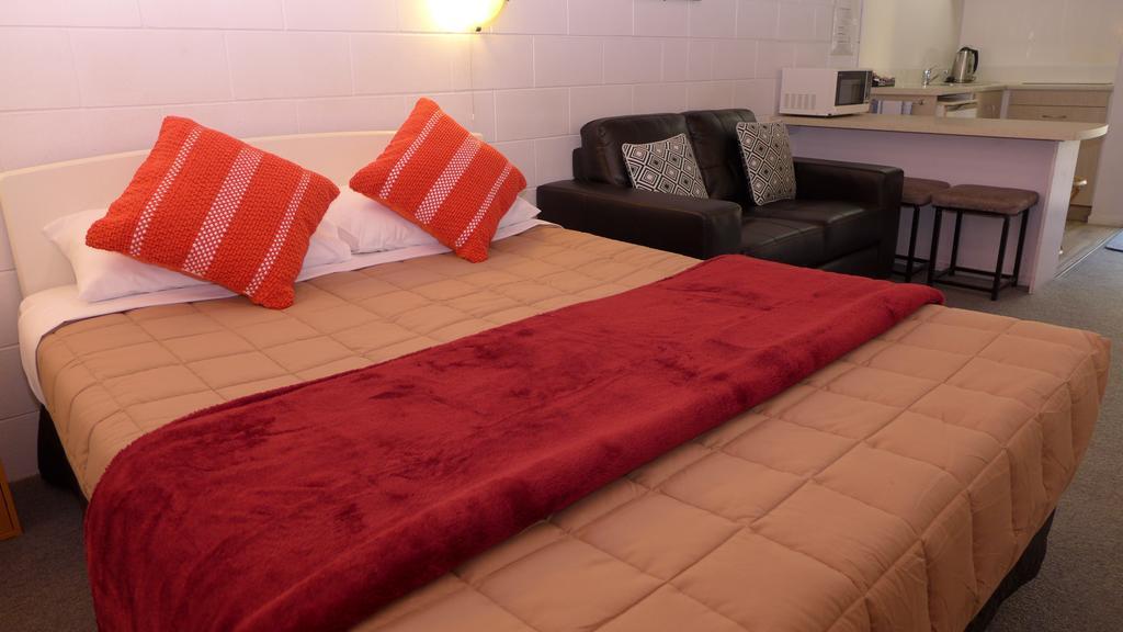 Midway Motel โรโตรัว ภายนอก รูปภาพ